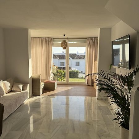 הוילה Stunning Chalet In Mijas-Costa Near Beach! מראה חיצוני תמונה